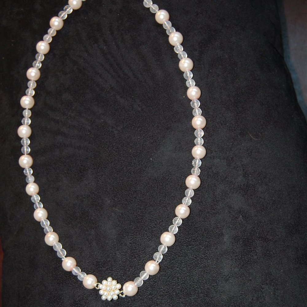 Pearl Like Necklace W/ Center Pearl Cluster